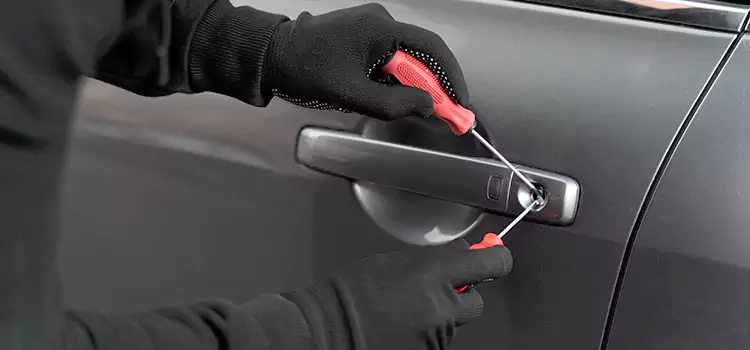 Locked Out of Car Help Horn Lake